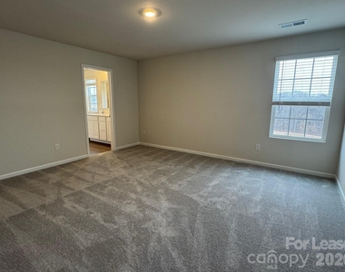 15201 Windy Plains Road - Photo Thumbnail 11