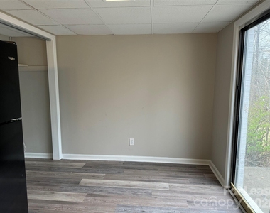 118 Ross Street - Photo Thumbnail 7