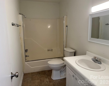 118 Ross Street - Photo Thumbnail 16