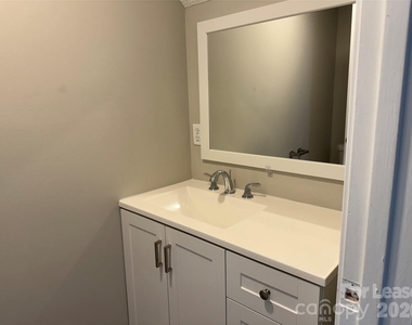 118 Ross Street - Photo Thumbnail 10