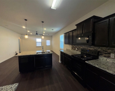 14360 Riata Lane - Photo Thumbnail 3