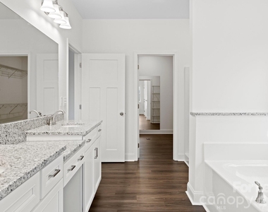 77 Horizon Way - Photo Thumbnail 10