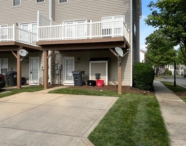 12003 Duke Lancaster Drive - Photo Thumbnail 24