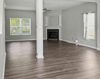 2717 Forest Grove Court - Photo Thumbnail 18