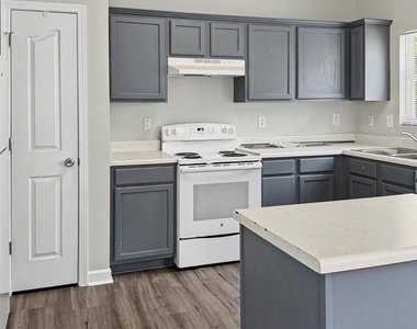 2717 Forest Grove Court - Photo Thumbnail 11