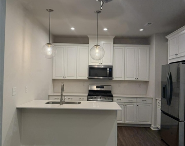3340 Finchborough Court - Photo Thumbnail 4