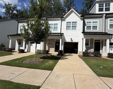 3340 Finchborough Court - Photo Thumbnail 6