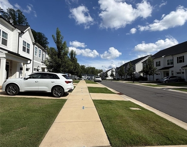 3340 Finchborough Court - Photo Thumbnail 7