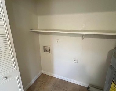 5313 Preston Trail - Photo Thumbnail 8