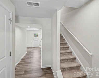 6042 Cutwater Circle - Photo Thumbnail 7