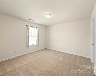 9517 Harvard Oak Court - Photo Thumbnail 22