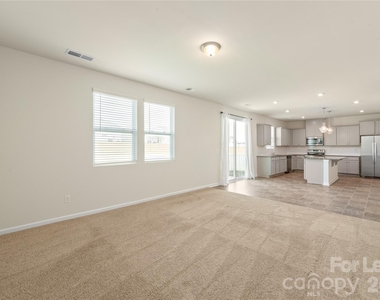 9517 Harvard Oak Court - Photo Thumbnail 13