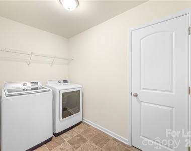 9517 Harvard Oak Court - Photo Thumbnail 24