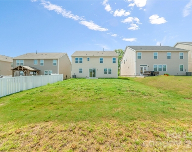 9517 Harvard Oak Court - Photo Thumbnail 27
