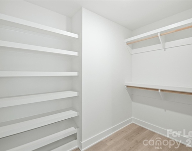 2007 Wilson Avenue - Photo Thumbnail 27