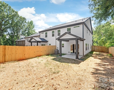 2007 Wilson Avenue - Photo Thumbnail 31