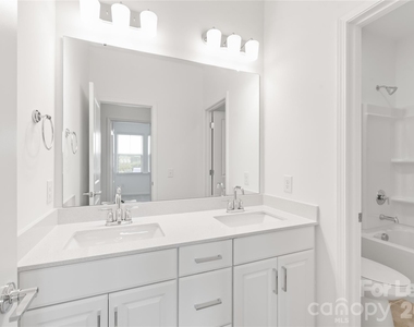 302 Silver Fleet Drive - Photo Thumbnail 34