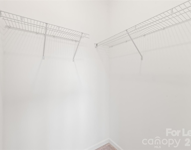 302 Silver Fleet Drive - Photo Thumbnail 33