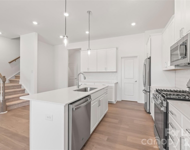 302 Silver Fleet Drive - Photo Thumbnail 13