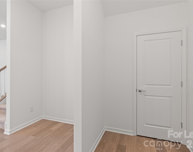 302 Silver Fleet Drive - Photo Thumbnail 18