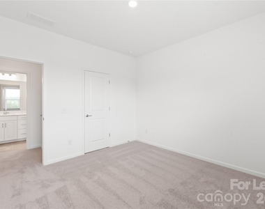 302 Silver Fleet Drive - Photo Thumbnail 37