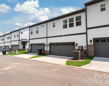 302 Silver Fleet Drive - Photo Thumbnail 41