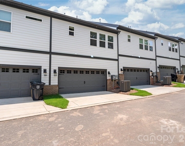 302 Silver Fleet Drive - Photo Thumbnail 40