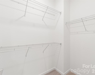 302 Silver Fleet Drive - Photo Thumbnail 29