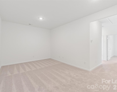 302 Silver Fleet Drive - Photo Thumbnail 21