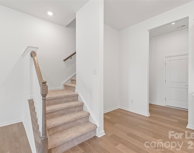 302 Silver Fleet Drive - Photo Thumbnail 20