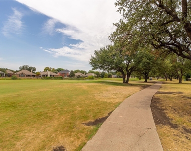 11301 New Orleans Drive - Photo Thumbnail 24