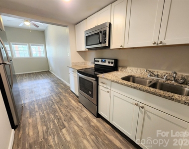 1423 Oakshade Avenue - Photo Thumbnail 5