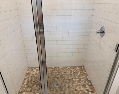 4906 Dry Creek Road - Photo Thumbnail 12
