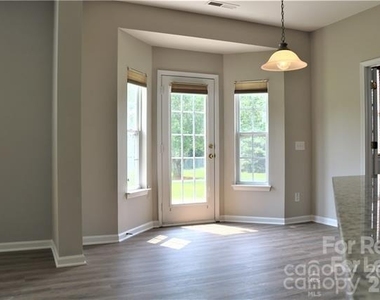 1218 Haden Drive - Photo Thumbnail 18