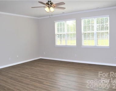 1218 Haden Drive - Photo Thumbnail 13