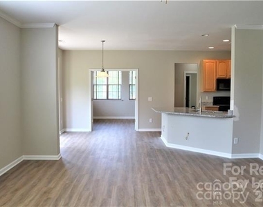1218 Haden Drive - Photo Thumbnail 8