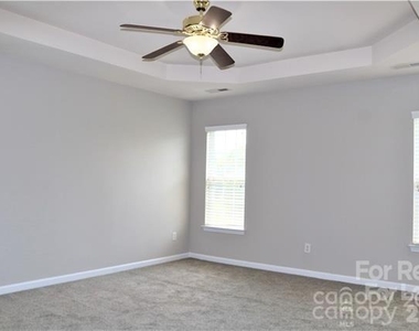 1218 Haden Drive - Photo Thumbnail 24