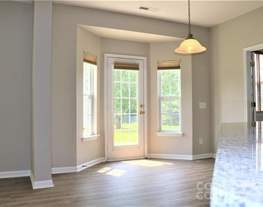 1218 Haden Drive - Photo Thumbnail 19