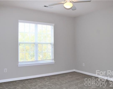 1218 Haden Drive - Photo Thumbnail 34