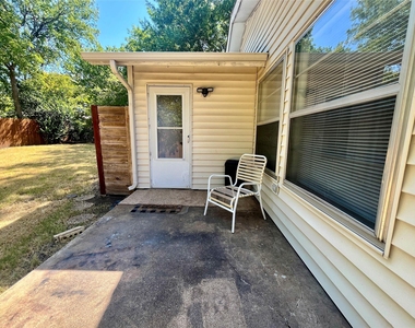 1811 Redwood Street - Photo Thumbnail 20