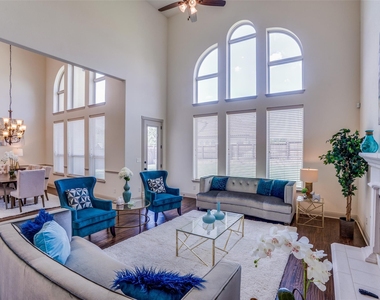 12226 Lazio Lane - Photo Thumbnail 12