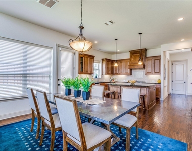 12226 Lazio Lane - Photo Thumbnail 10