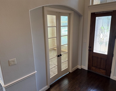 410 Oxford Place - Photo Thumbnail 23