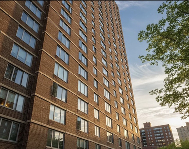 3333 Broadway, Unit C13e - Photo Thumbnail 3