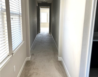 45667 Bassett Street - Photo Thumbnail 2
