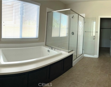 45667 Bassett Street - Photo Thumbnail 3