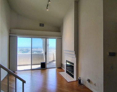 11405 Affinity Court - Photo Thumbnail 7