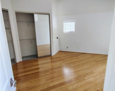 11405 Affinity Court - Photo Thumbnail 23