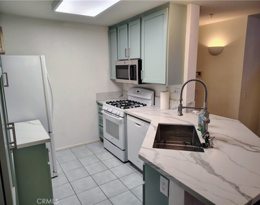 11405 Affinity Court - Photo Thumbnail 5