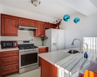 1751 Fullerton - Photo Thumbnail 13